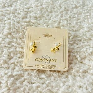 5/$25 Gold and Pearl Accent Earrings
